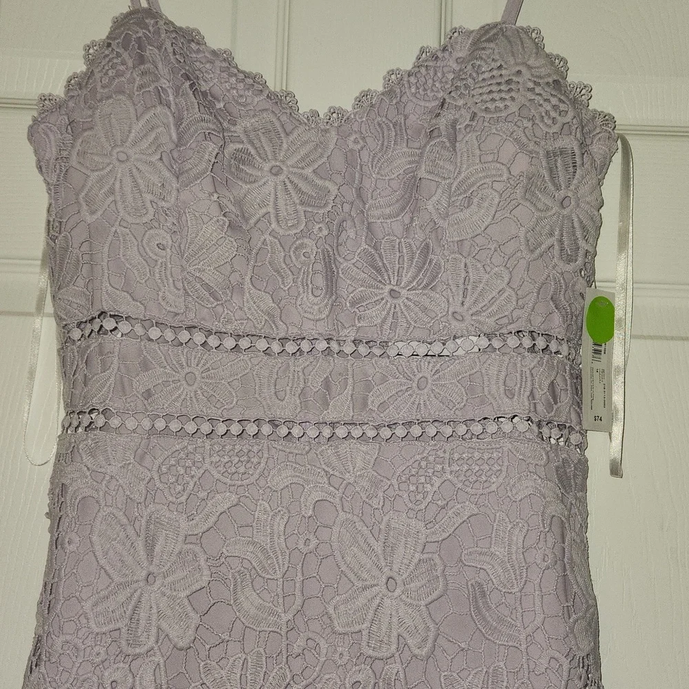 Lilac lavender open lace midi dress - Picture 3 of 7